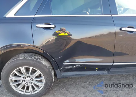 2018 Cadillac Xt5 Luxury z USA, uszkodzony, nr VIN 1GYKNDRS1JZ182417